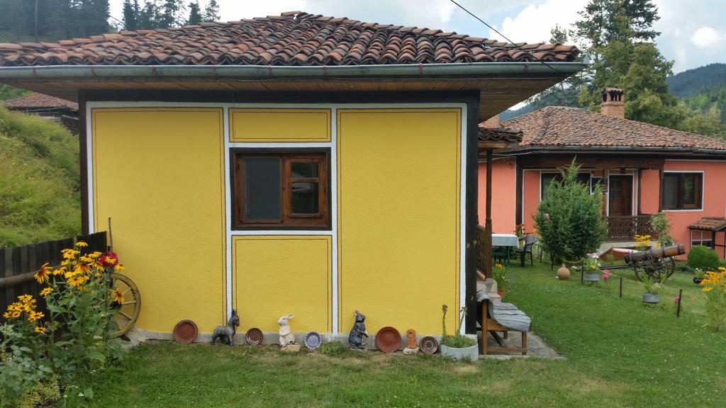 Mechta Guest House Koprivchtitsa Extérieur photo