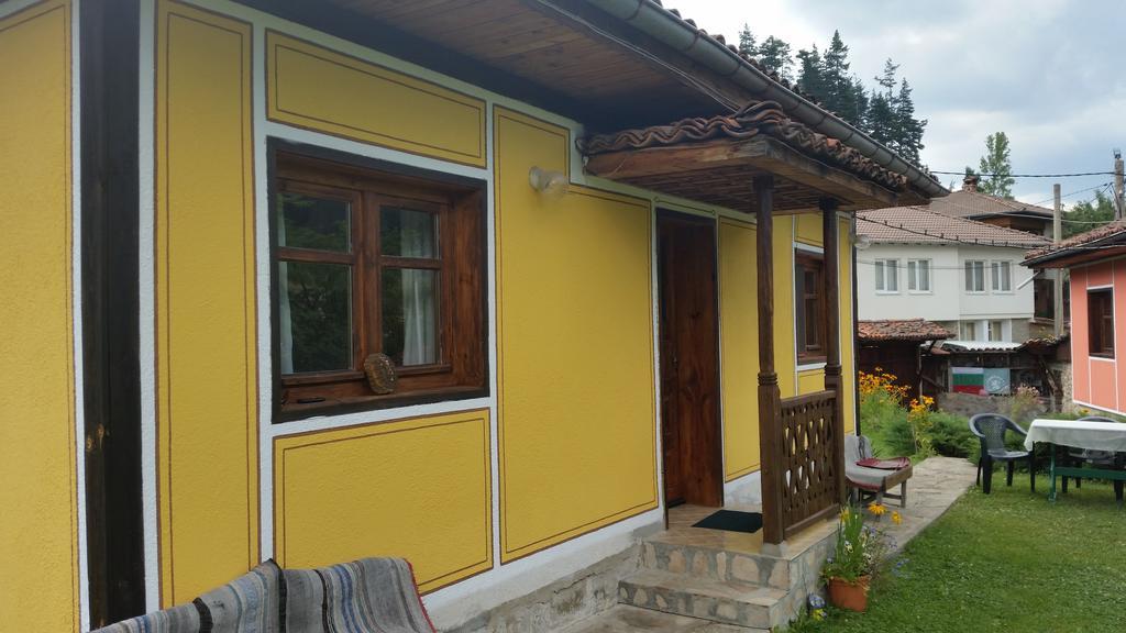 Mechta Guest House Koprivchtitsa Extérieur photo