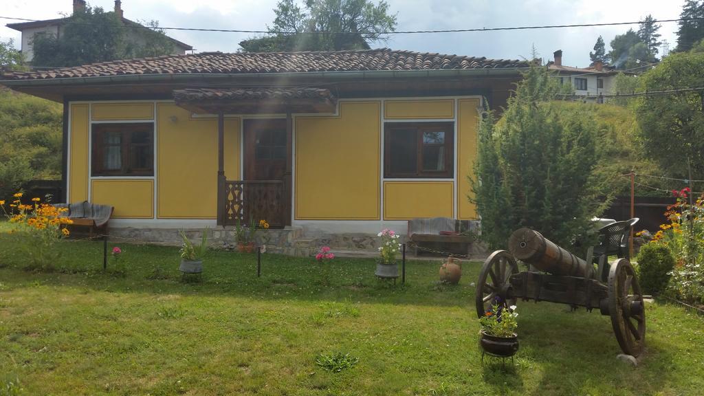Mechta Guest House Koprivchtitsa Extérieur photo