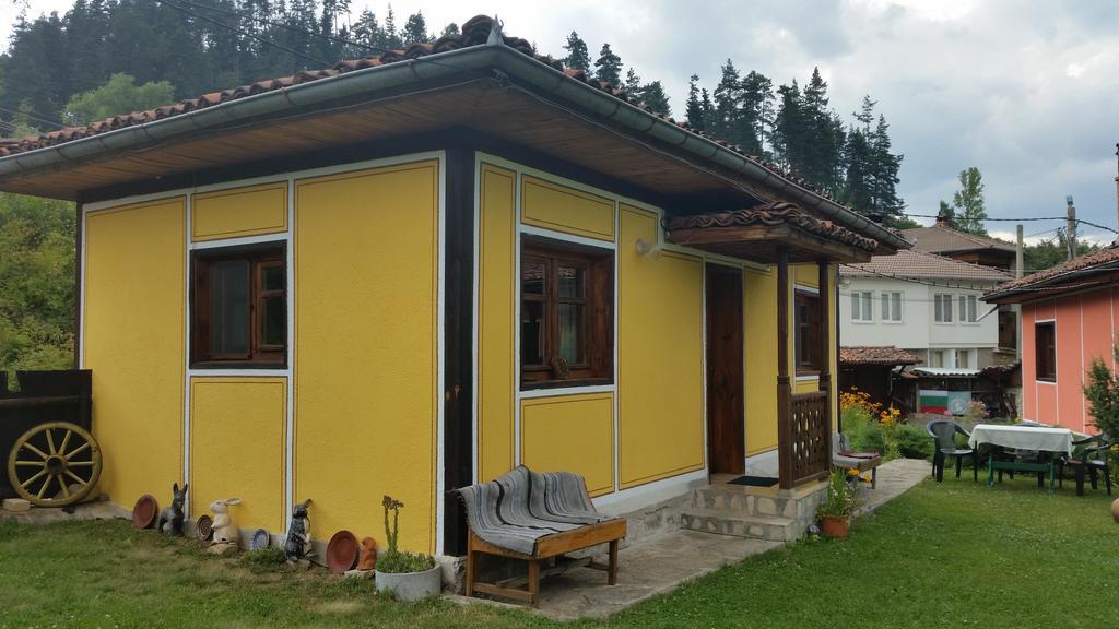 Mechta Guest House Koprivchtitsa Extérieur photo