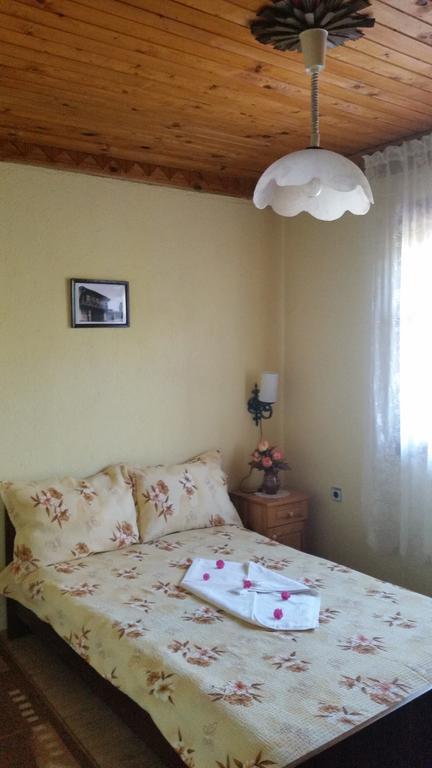 Mechta Guest House Koprivchtitsa Extérieur photo