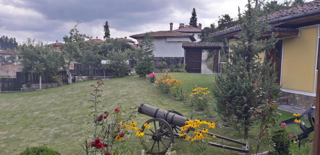 Mechta Guest House Koprivchtitsa Extérieur photo